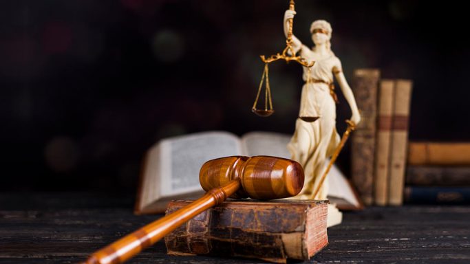 Justitia/Mietendeckel